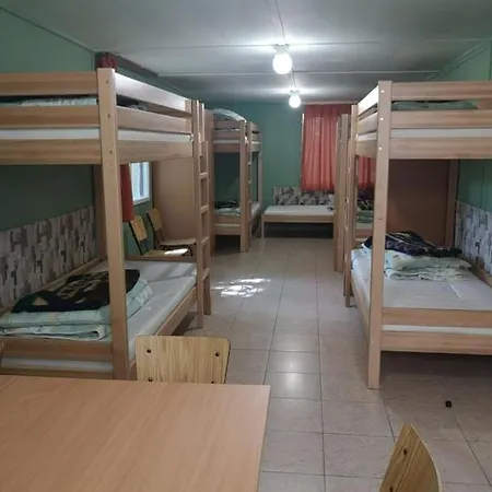 Matrafueredi Ifjusagi Tabor Hostel